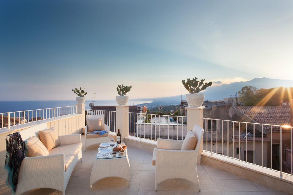 La Malandrina - Apartments & Suites Taormina Quarto foto