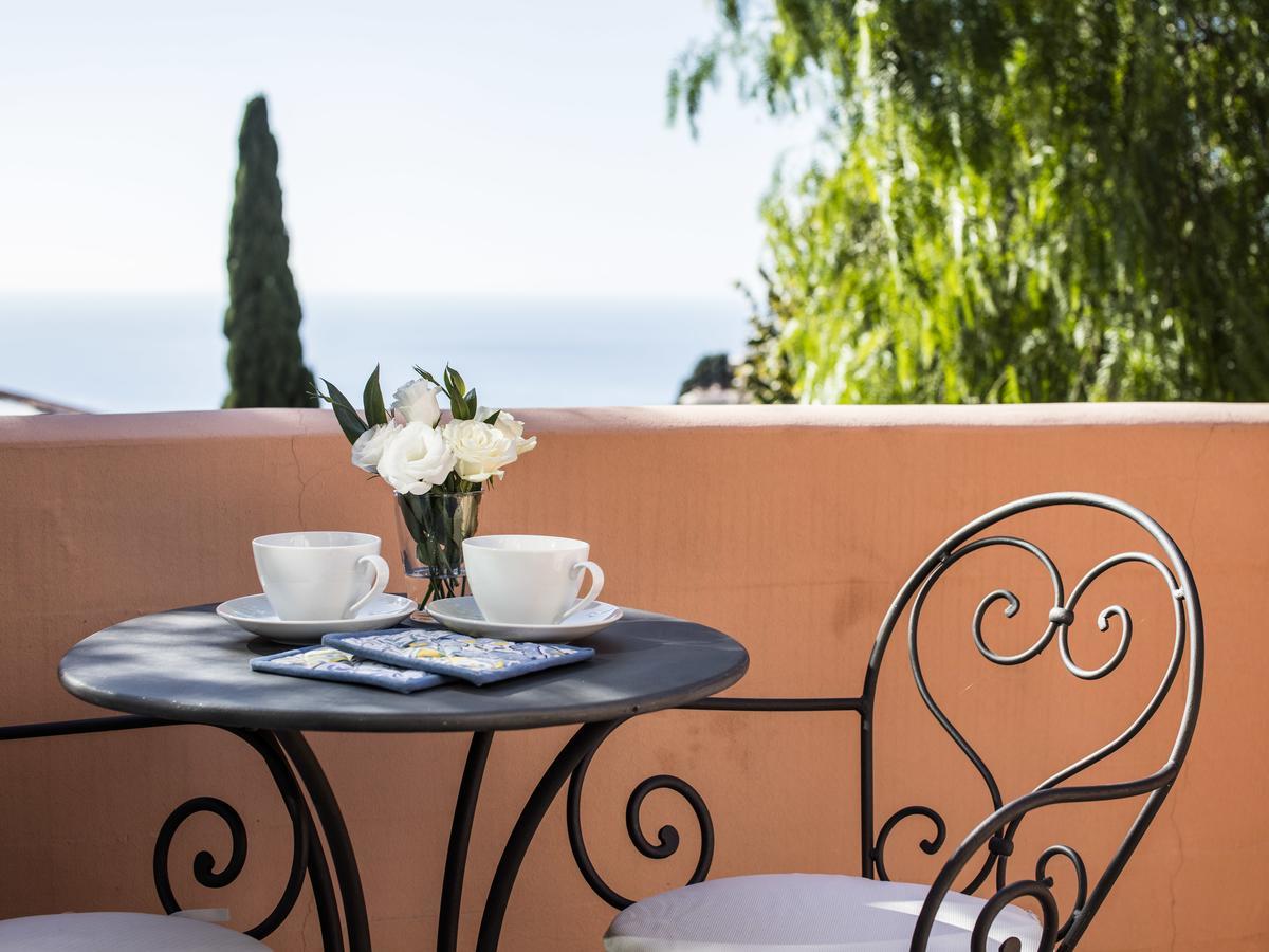 La Malandrina - Apartments & Suites Taormina Exterior foto